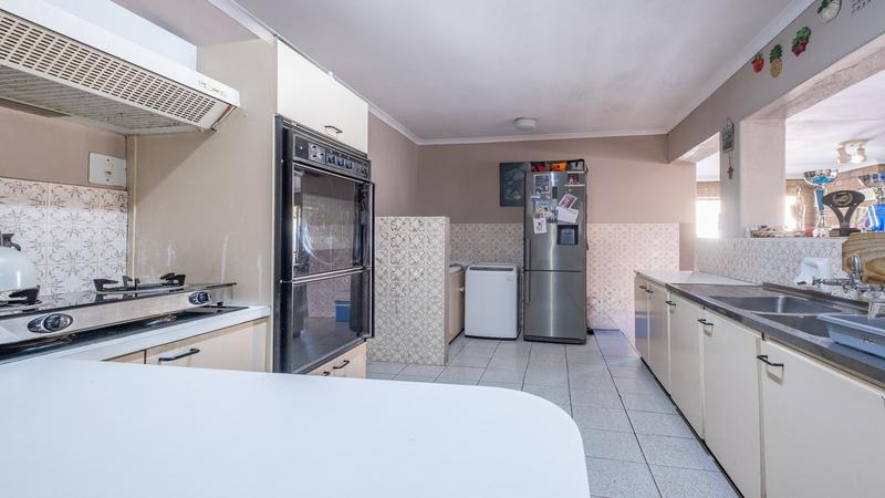 4 Bedroom Property for Sale in Townsend Estate Western Cape